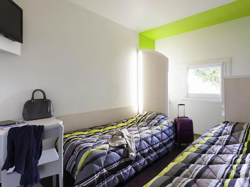 Hotel F1 Tarbes Séméac 3*,