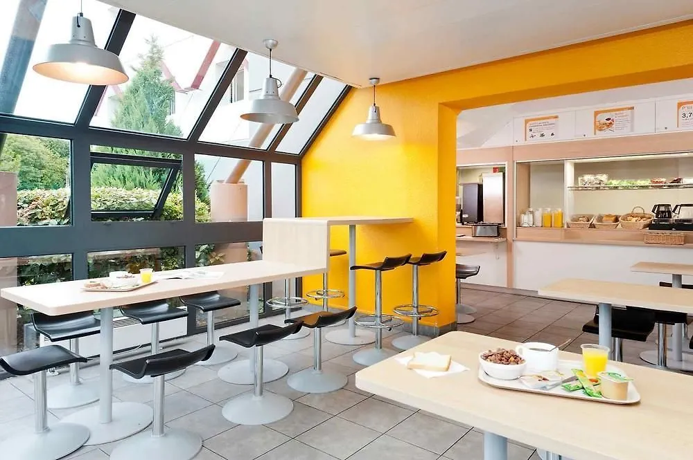Hotel F1 Tarbes Séméac